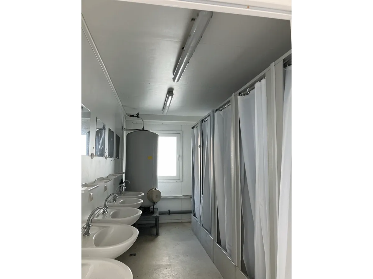 Duschkabinen im Sanitärcontainer