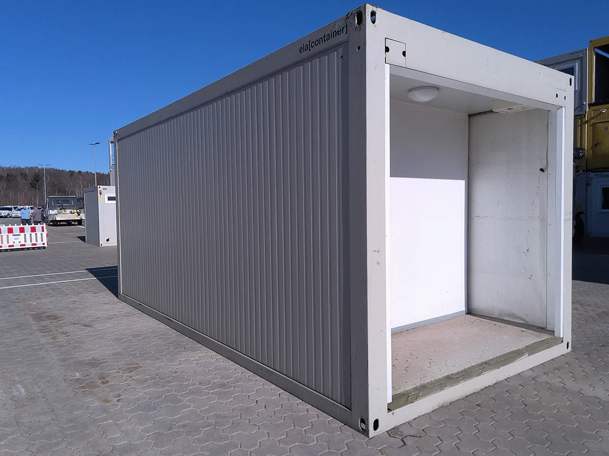 gebrauchter buerocontainer 20 fuss weiss mit offener stirnseite aussenansicht modulcontainer