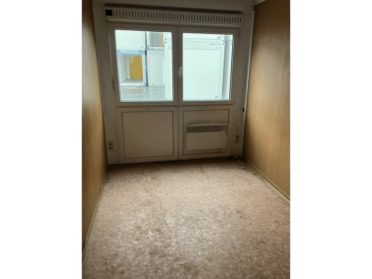 innenraum 20 fuß bürocontainer gebraucht mit holzoptik und fenster