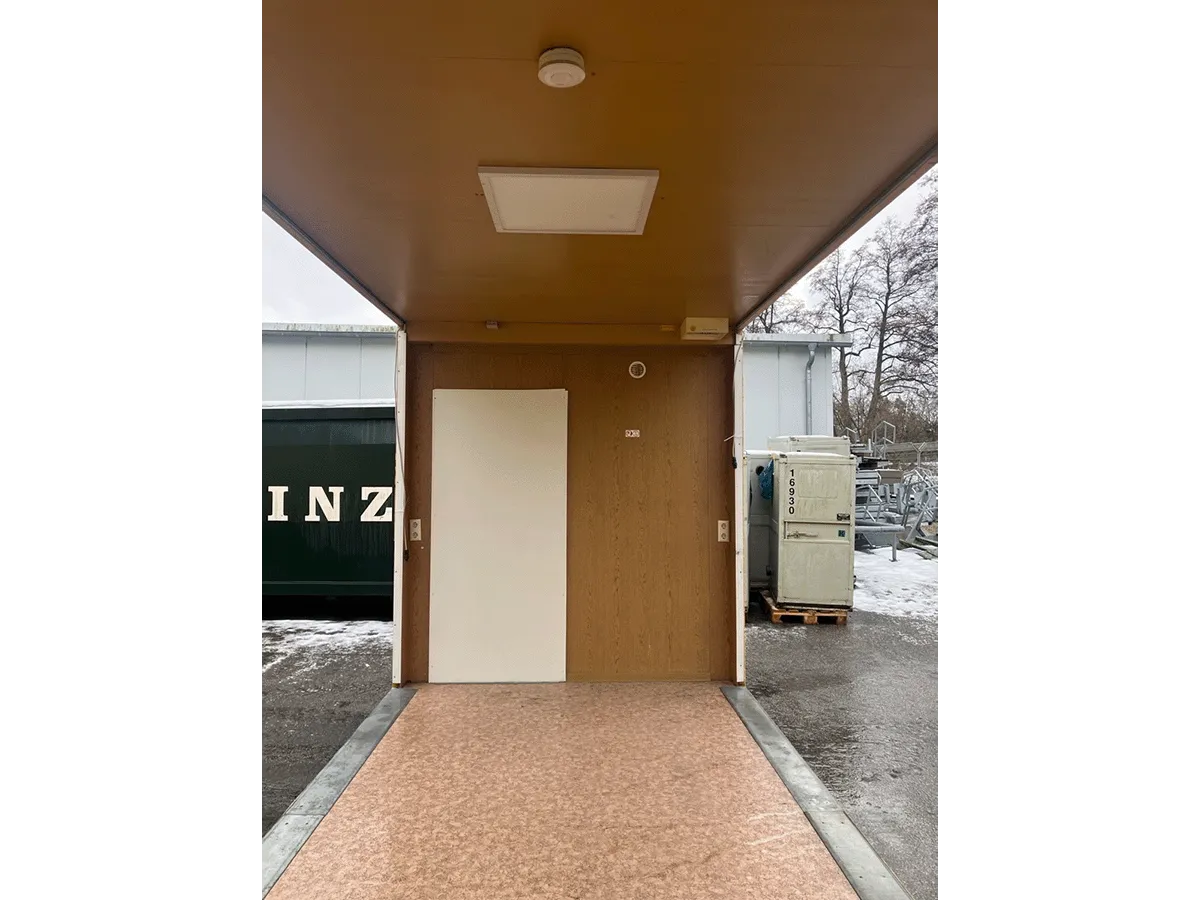 innenraum buerocontainer mit tuer pvc boden modulcontainer buero