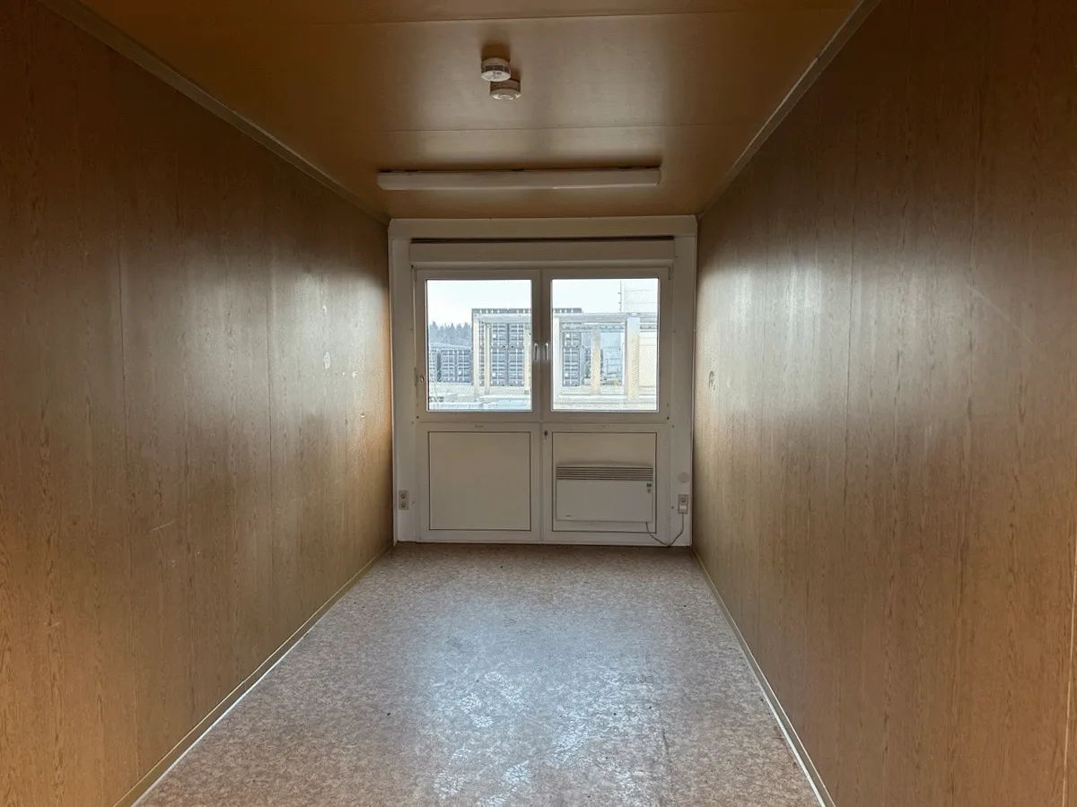 buerocontainer innenraum gebraucht mit fenster und heizung pvc boden