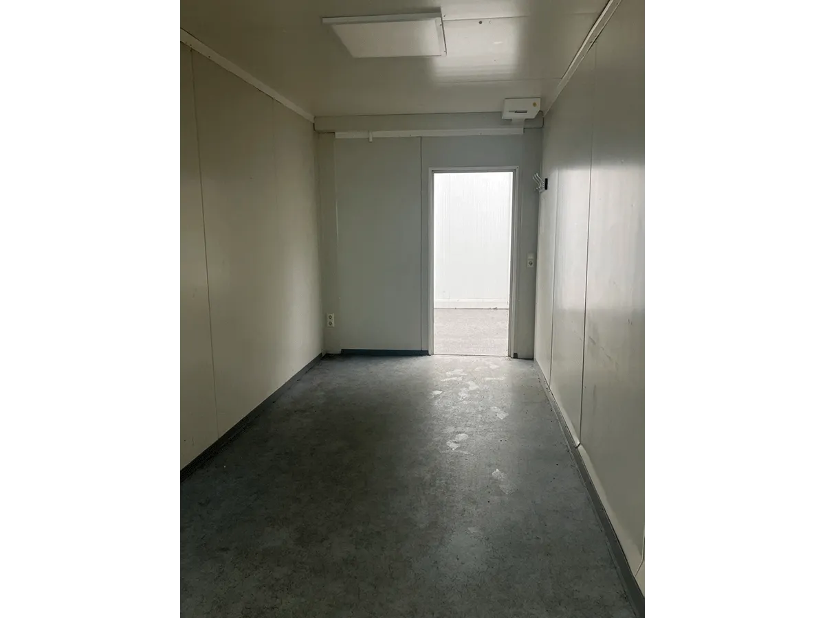 innenraum 20 fuß bürocontainer gebraucht mit pvc boden und beleuchtung